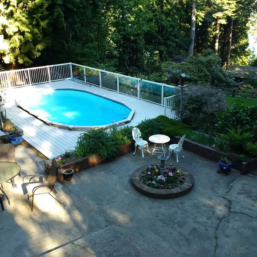 Caprice Bed and Breakfast Roberts Creek Buitenkant foto